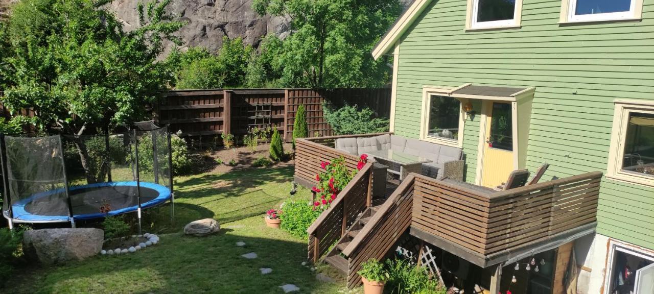 Cozy House With A Garden, Child-friendly